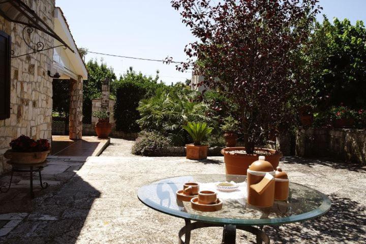 Casa Marisa Villa Vacanza Castellana Grotte Exterior photo